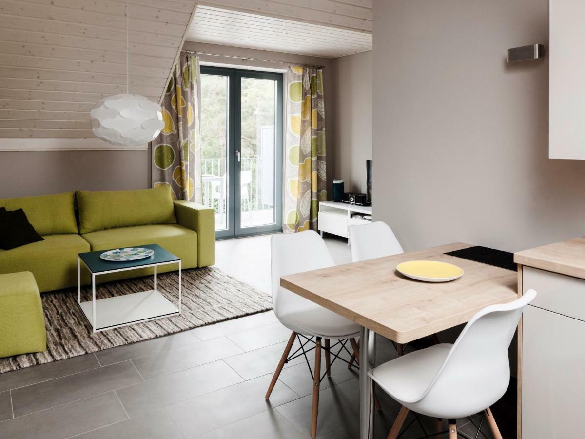 Haus Am Deich Ferienwohnungen プレロー エクステリア 写真
